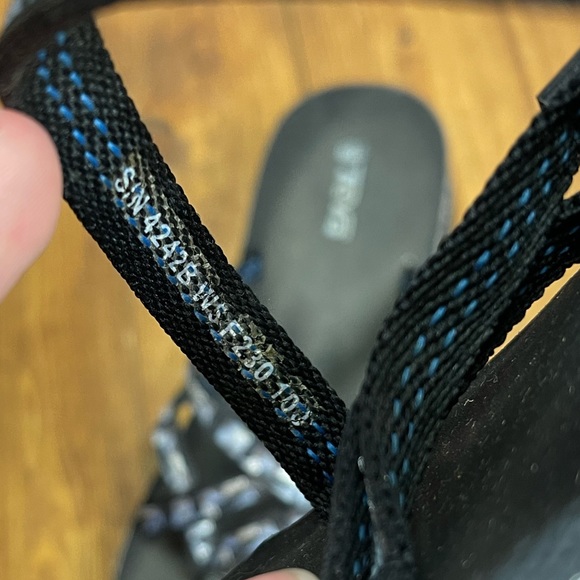 COPY - Teva mandalyn wedge sandal approximately size 5 - Picture 3 of 12